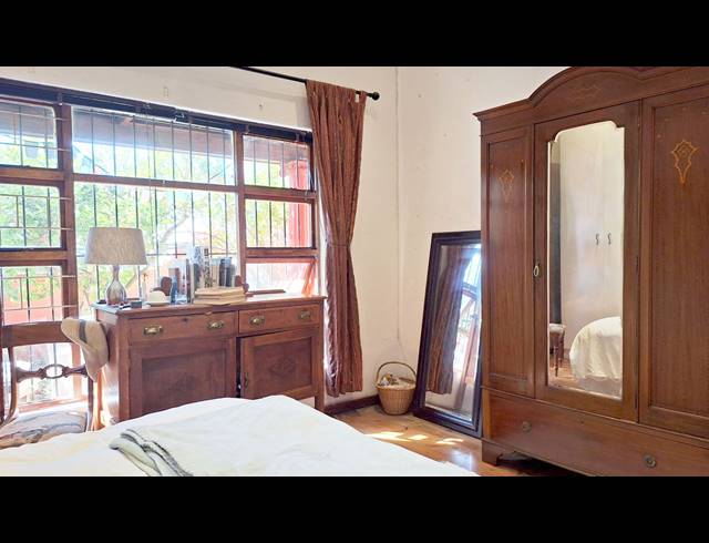2 bed property to rent in OBSERVATORY